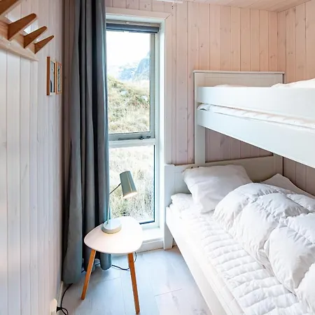 Feriehus Vaeranes- Ny hytte med flott utsikt
